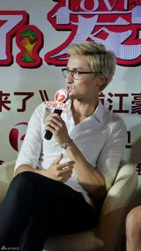 组图：《爱情回来了》陈赫自称像小贤也像子乔