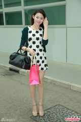 组图：TVB16位港姐候选亲和露面美丽大方