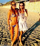 组图：超模芭儿-莱法利以色列度假 比基尼秀身姿