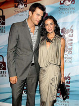 幻灯图集：好莱坞星踪集锦 希尔顿会面花花公子