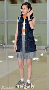 组图：权志龙绯闻女友水原希子赴韩素颜亮相