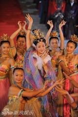 组图：明星古装剧舞蹈三绝招 转圈甩袖加特写