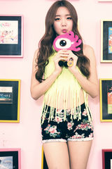 组图：韩团Dal shabet分享美腿秘诀 想当长寿团