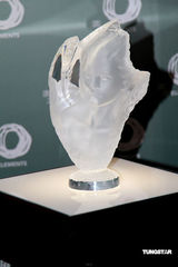 幻灯图：梁咏琪优雅装扮现身 知性气质不失妩媚