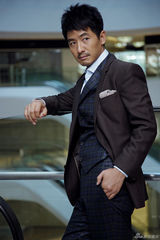 组图：厨神郭晓冬发新写真 笑容灿烂儒雅温暖