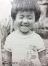 组图：佟丽娅童年萌照曝光 被赞美人胚子