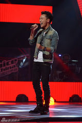 组图：好声音陈乐基爱内地氛围 称Beyond难效仿