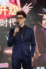 组图：《小时代3》杨幂产后首发声 柯震东搞怪