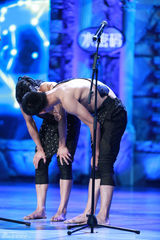 组图：好舞蹈金星组考核 学员不堪压力险晕倒