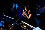 组图：田原首场个人专场演出 文艺女现场功力十足