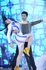 组图：《舞出我人生》夺冠之夜精彩纷呈