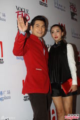 组图：张梓琳婚后豹纹亮相 胡歌黑衣秦海璐红裙