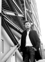 组图：张洪睿力量型男写真 完美演绎性感时尚