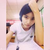 组图：美女硕士毕业抱儿子怀女儿被赞人生赢家