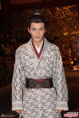 组图：林峰《卫子夫》杀青宴遭周丽淇催婚