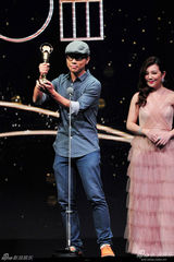 组图：陈建玮获得最佳台语男歌手奖