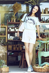 组图：于越夏日写真曝光 大走清新自然范