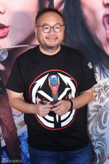 组图：众星助阵《江湖论剑实录》首映红毯