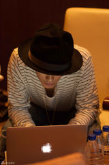 组图：霓虹星赤西仁 我会讲中文我要上头条