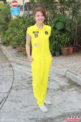 组图：森美被称大叔感伤心 搭档四女缤纷靓丽