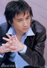 组图：黄磊变形记 从文艺男青年到温暖胖老爸