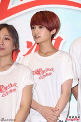 组图：吴奇隆萧亚轩等众星参加赈灾晚会