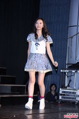 组图：HKT48将来台开唱 少女魅力提前引爆