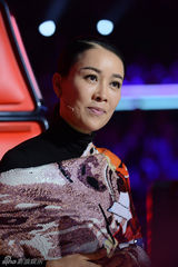 组图：好声音3选手初露面 大三女生撞声丁丁