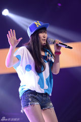 组图：好声音3选手初露面 大三女生撞声丁丁