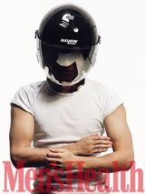 组图：韩寒《男士健康》大片 在风暴中拒绝迷航