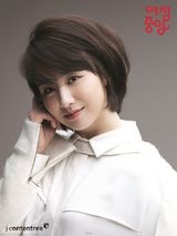 组图：韩星朴河宣时尚写真 剪短发清纯惹人怜