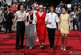 组图：戛纳Day7图片精选 巩俐落泪男神女神驾到
