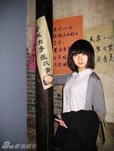 组图：80后美女大学生出家 雪域高原苦练修行