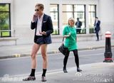 组图：英国猛男穿齐蛋超短裤上街惊呆路人