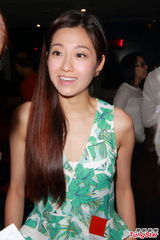 组图：周家蔚为儿子弃事业 陈庭欣愿做房奴