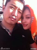 组图：刘翔妻子葛天与前男友旧照曝光 亲密拥吻