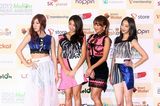 高清组图：韩团2NE1Beast等亮相Melon音乐颁奖礼