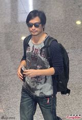 组图：彭顺小三门后首露面 称与李心洁关系OK