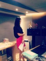 组图：疑似李亚鹏激吻女私照 容貌清纯可人