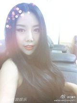 组图：超女纪敏佳被疑整容 自拍变锥子脸女神