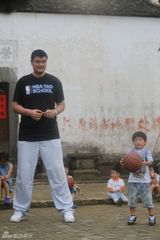 [9.12生日会]杨幂vs克鲁尼超模前女友拼性感