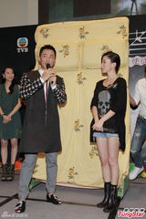 组图：林峰搭佘诗曼宣传《使徒行者》道歉女友