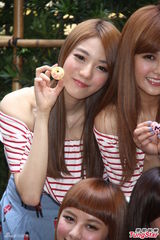 组图：Popu Lady口味重 准备好当脱星