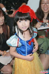 组图：胡诺言重视女儿开心 童星杨铠凝紧张升学