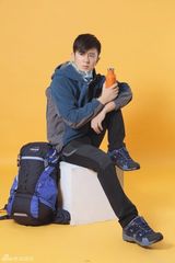 组图：郭家铭曝运动写真 阳光型男释放正能量