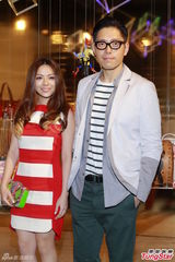 组图：许志安求狗仔队放过 JW久未见老板黎明