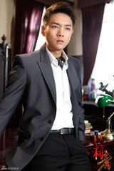 组图：《胜利者》热拍 霍政谚亦正亦邪玩潜伏