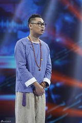 组图：《超级演说家》鲁豫战队选手激烈对抗