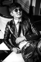 组图：郭京飞风格大片 复古前卫高冷范儿