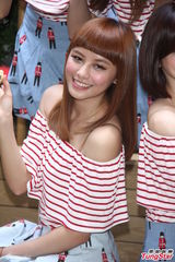 组图：Popu Lady口味重 准备好当脱星